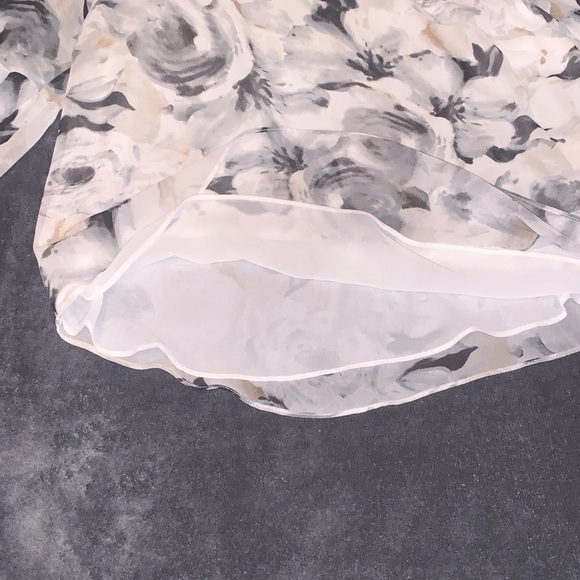 Calvin Klein double layered top - Picture 2 of 5